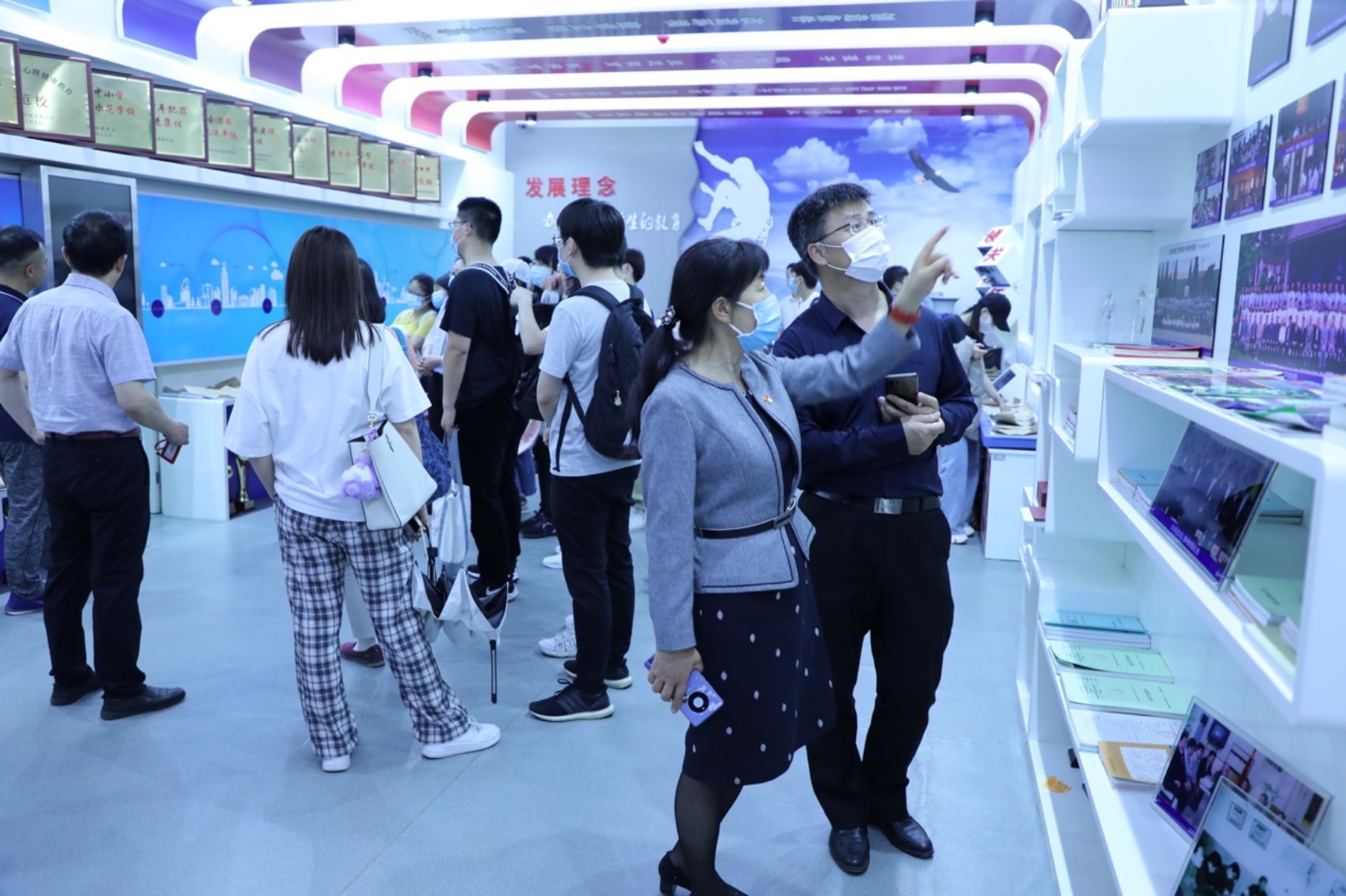 ../新闻图片/20210518北大教育学院来学校参观/7K7A4557.JPG